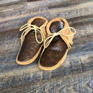 Brand new tooled leather fringe moccasins